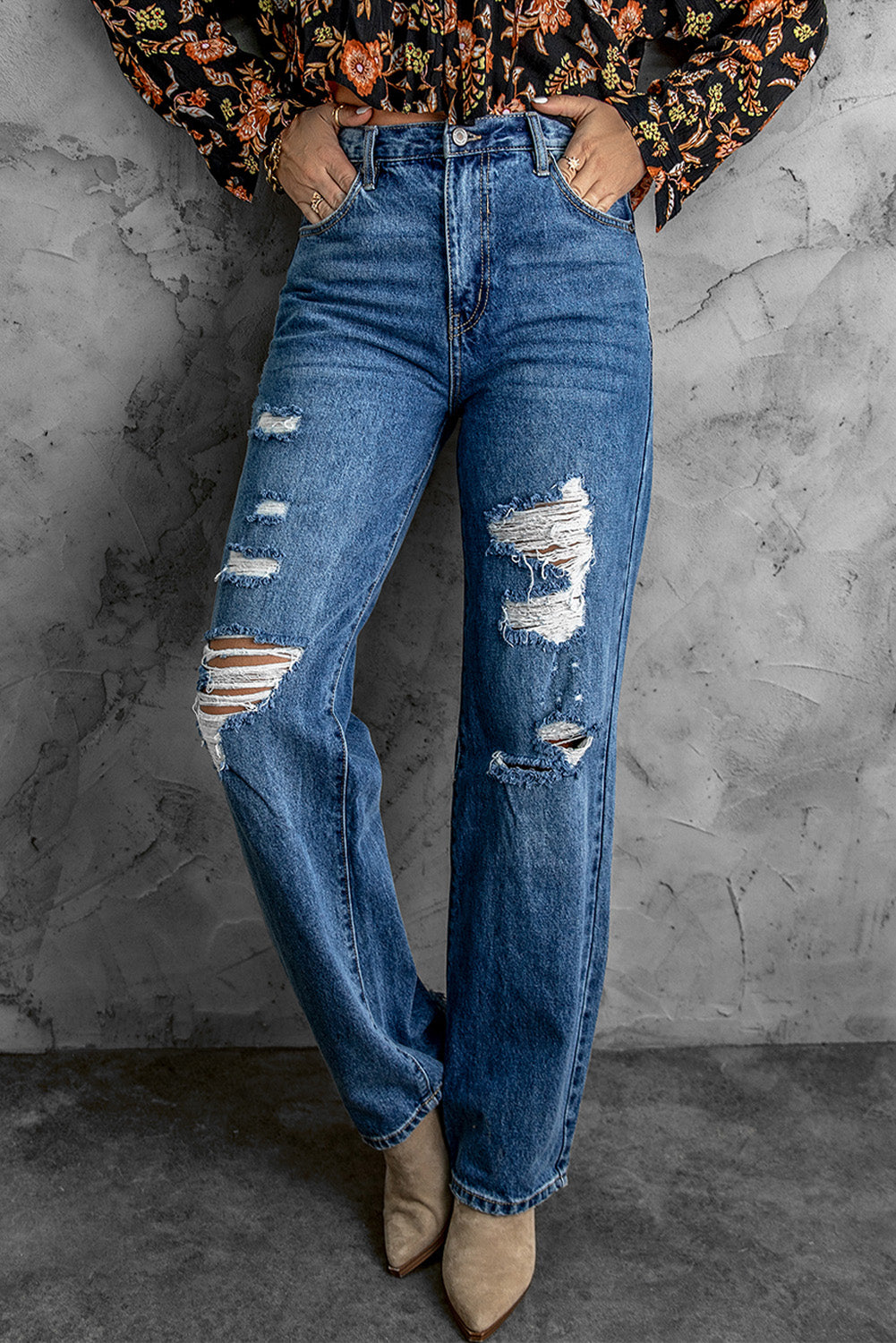 Jeans de pierna recta con cintura alta y desgastados 